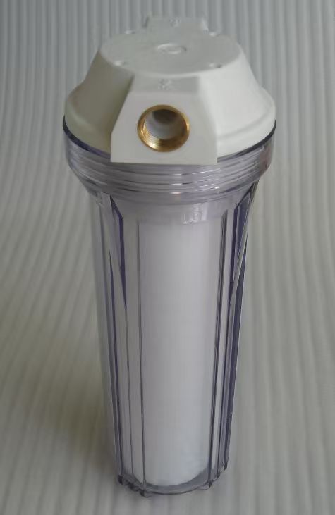 Filtro de agua con entrada de media para nebulización