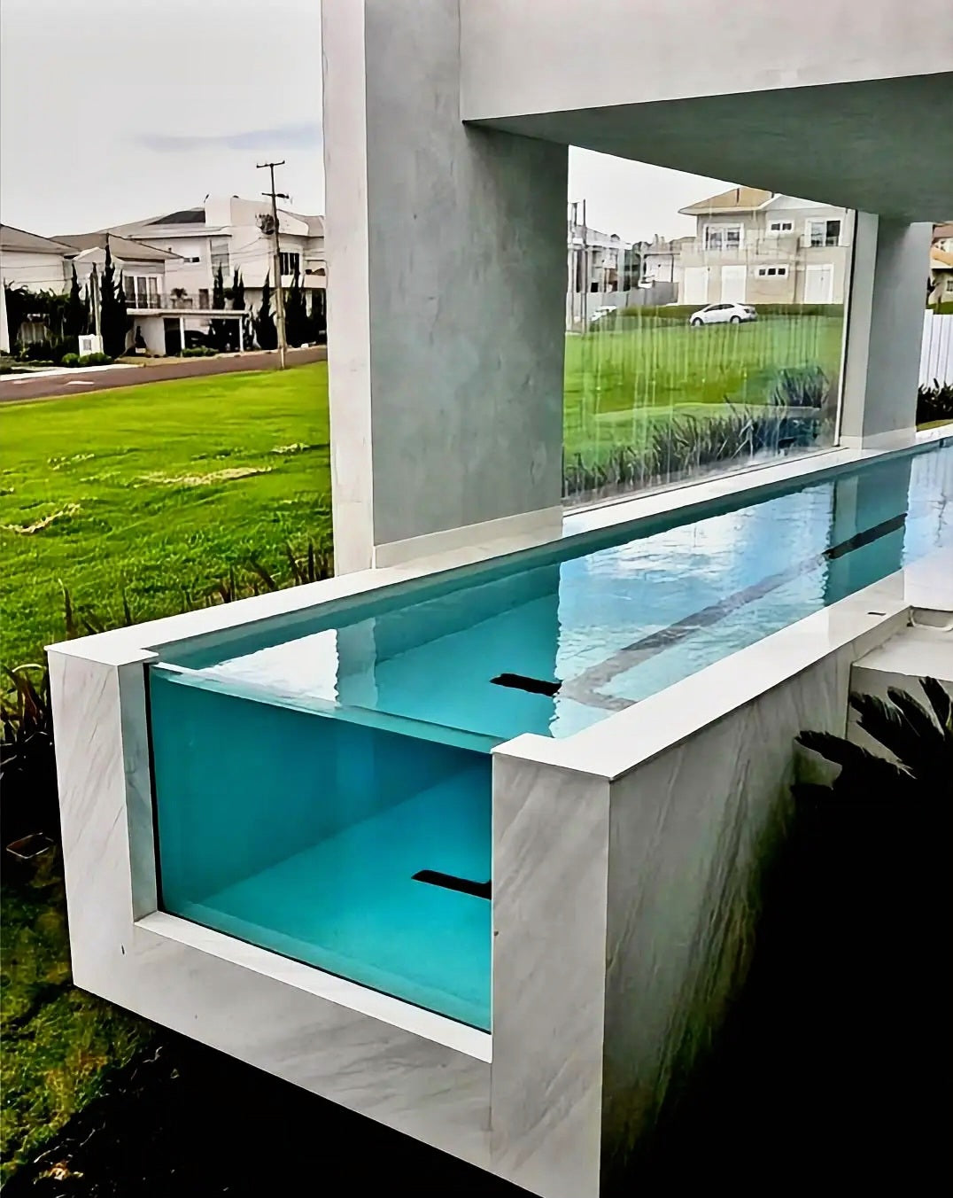 Acrílico Estructural para Piscinas de Alta Gama (200 cm x 80 cm x 7 cm)
